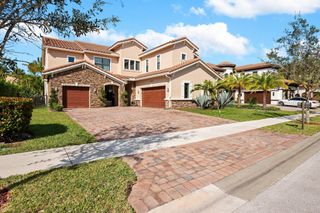 10443 Emerson St, Parkland, FL 33076