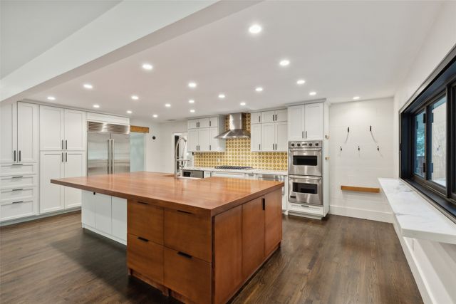 6945 Tokalon Drive, Dallas, TX 75214