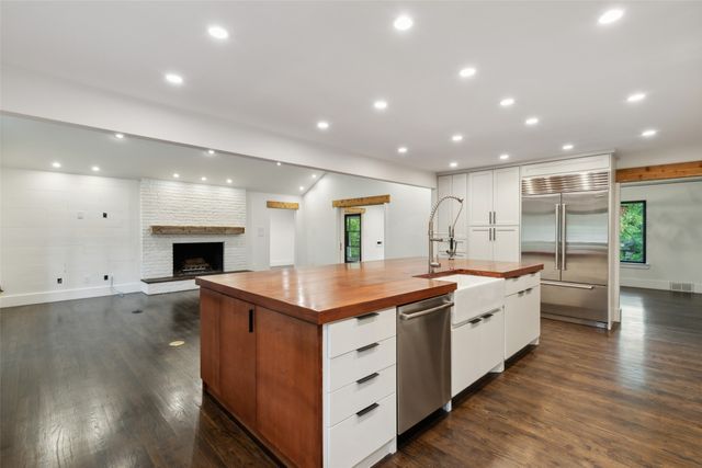 6945 Tokalon Drive, Dallas, TX 75214