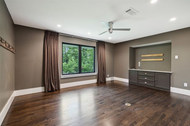 6945 Tokalon Drive, Dallas, TX 75214