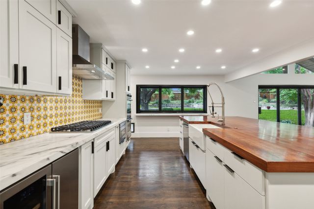 6945 Tokalon Drive, Dallas, TX 75214