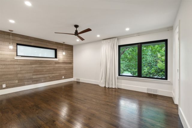 6945 Tokalon Drive, Dallas, TX 75214