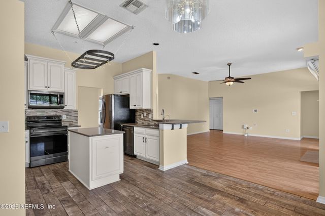 8575 CATSBY Court, Jacksonville, FL 32244