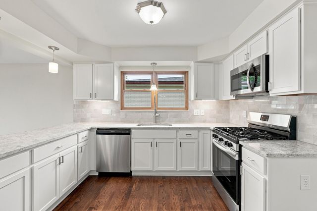 1810 Briarwood Drive, Madison Heights, MI 48071