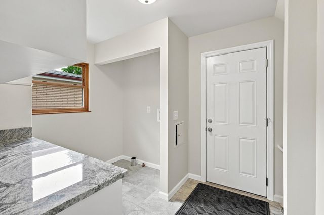 1810 Briarwood Drive, Madison Heights, MI 48071