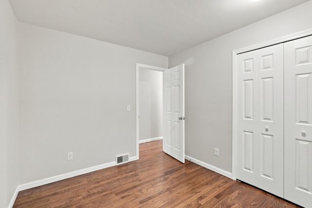 1810 Briarwood Drive, Madison Heights, MI 48071