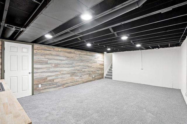1810 Briarwood Drive, Madison Heights, MI 48071