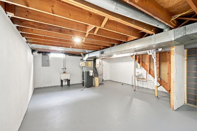 1810 Briarwood Drive, Madison Heights, MI 48071