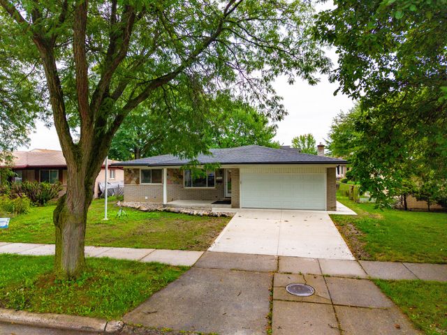 1810 Briarwood Drive, Madison Heights, MI 48071