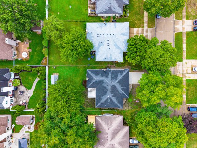 1810 Briarwood Drive, Madison Heights, MI 48071