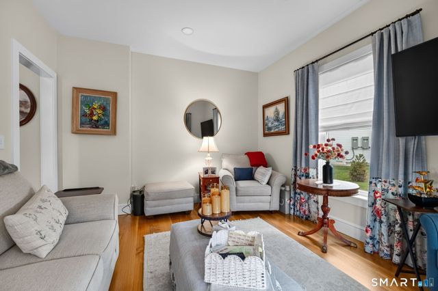 48 Bakers Cove, Groton, CT 06340