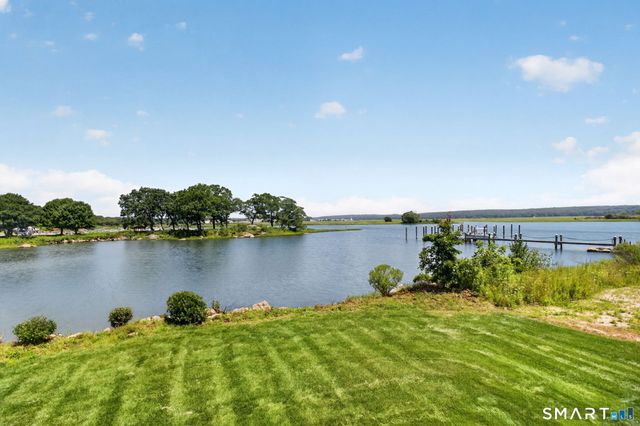 48 Bakers Cove, Groton, CT 06340