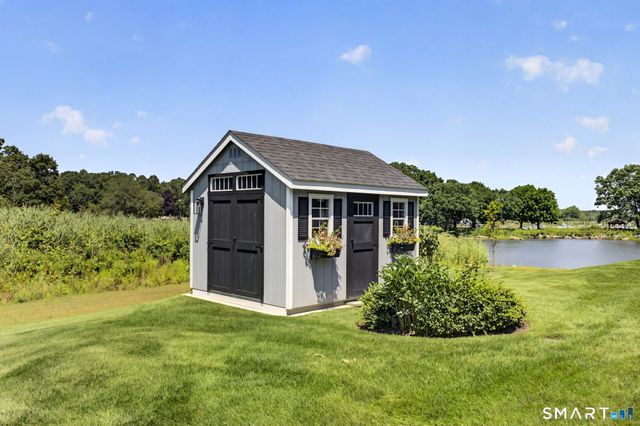 48 Bakers Cove, Groton, CT 06340