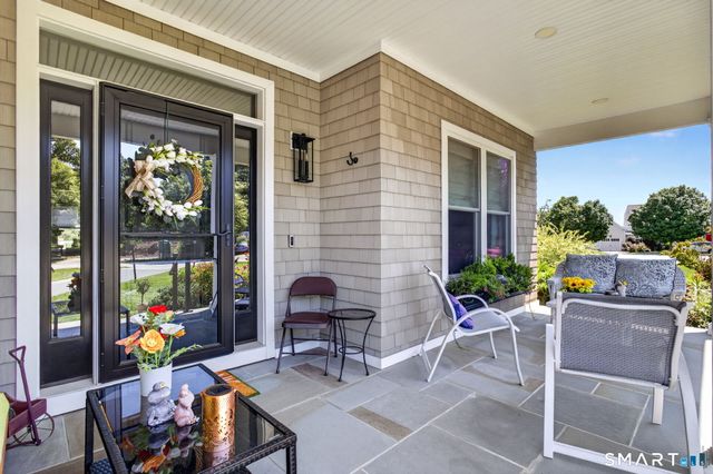 48 Bakers Cove, Groton, CT 06340