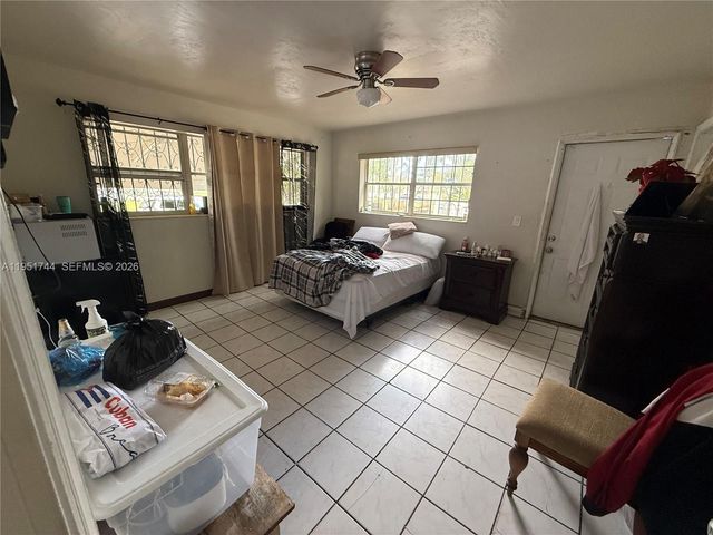 2200 NW 110th St, Miami, FL 33167