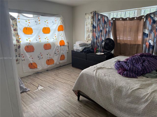 2200 NW 110th St, Miami, FL 33167