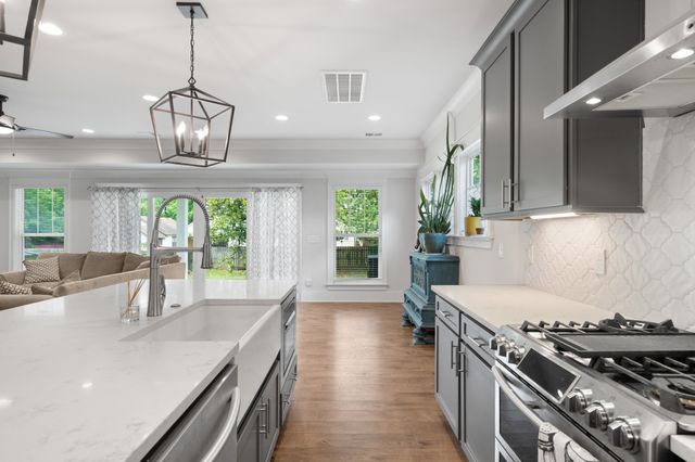 202 Richardson Ave, Murfreesboro, TN 37130