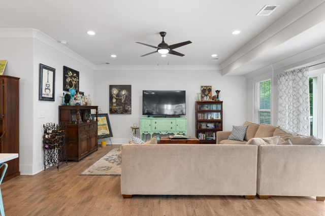 202 Richardson Ave, Murfreesboro, TN 37130