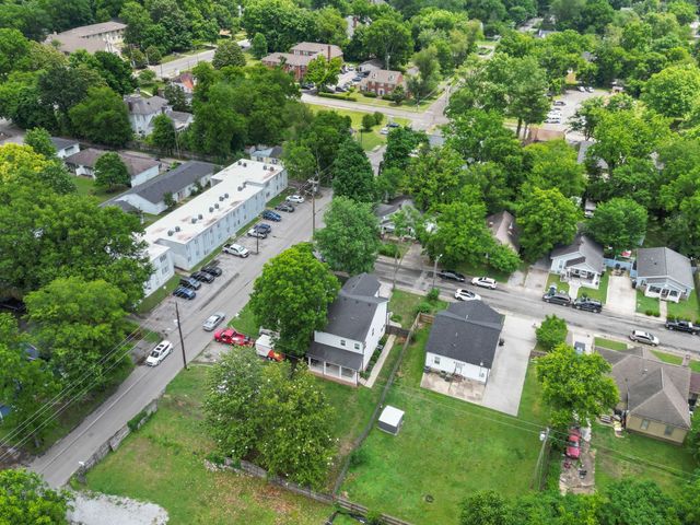 202 Richardson Ave, Murfreesboro, TN 37130