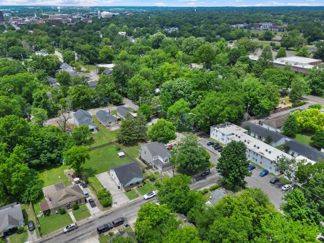202 Richardson Ave, Murfreesboro, TN 37130