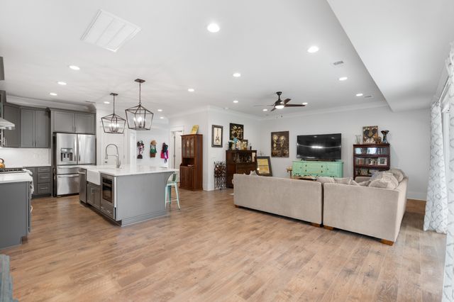 202 Richardson Ave, Murfreesboro, TN 37130