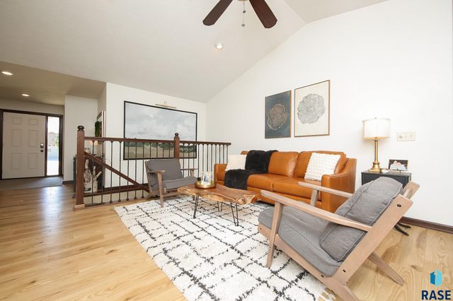 2700 E Whisper Trl Trail, Sioux Falls, SD 57108