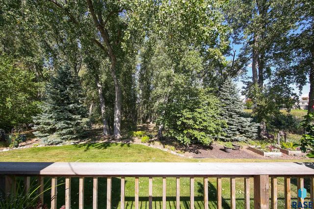 2700 E Whisper Trl Trail, Sioux Falls, SD 57108