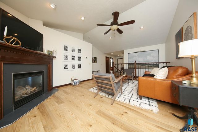 2700 E Whisper Trl Trail, Sioux Falls, SD 57108