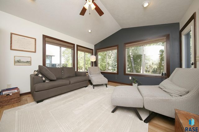 2700 E Whisper Trl Trail, Sioux Falls, SD 57108