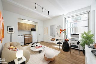 325 W 45th St Apt 108, New York City, NY 10036
