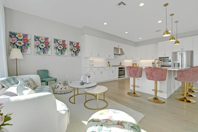 20076 Pacific Dunes Drive, Boca Raton, FL 33434