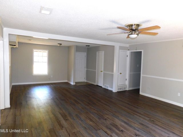 6510 Heather Road, Horn Lake, MS 38637