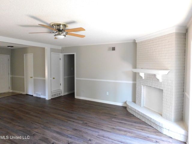 6510 Heather Road, Horn Lake, MS 38637