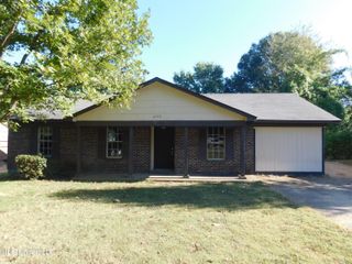 6510 Heather Road, Horn Lake, MS 38637