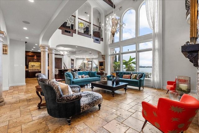 1628 Enterprise Avenue, League City, TX 77573