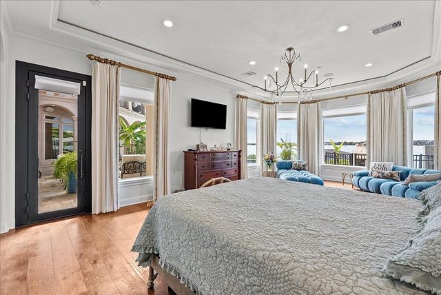 1628 Enterprise Avenue, League City, TX 77573