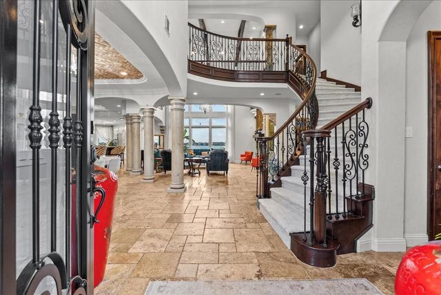 1628 Enterprise Avenue, League City, TX 77573