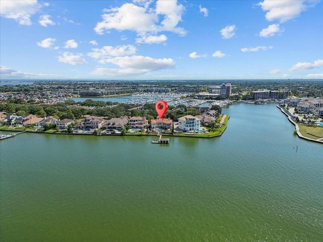 1628 Enterprise Avenue, League City, TX 77573