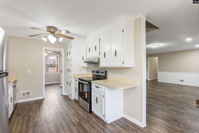 122 Old Chapin Road, Lexington, SC 29072