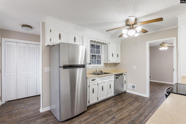 122 Old Chapin Road, Lexington, SC 29072