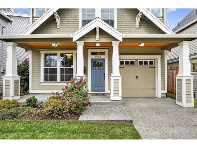 8965 N CLARENDON Ave, Portland, OR 97203