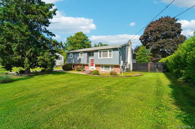 28 Park Hill Drive, New Windsor, NY 12553
