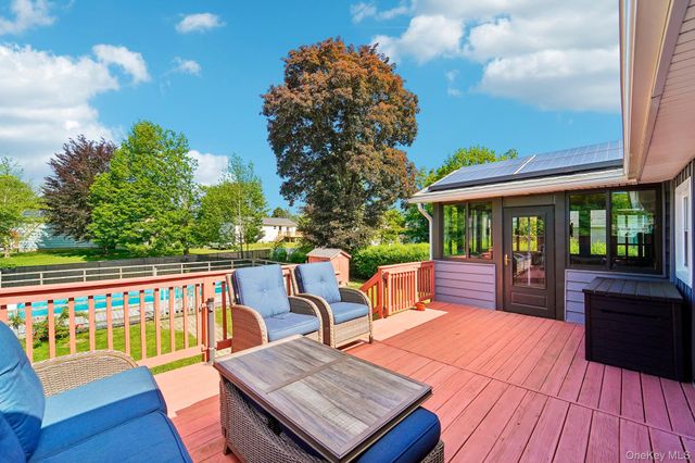28 Park Hill Drive, New Windsor, NY 12553