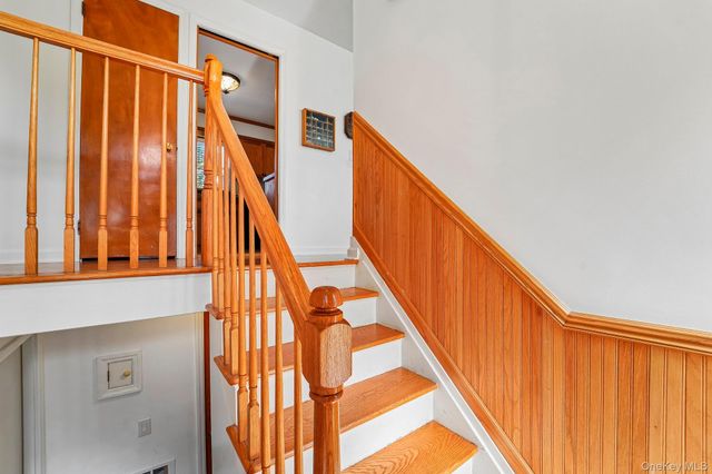 28 Park Hill Drive, New Windsor, NY 12553