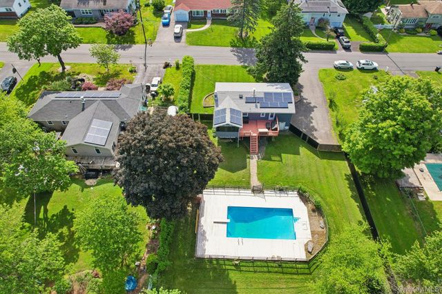 28 Park Hill Drive, New Windsor, NY 12553