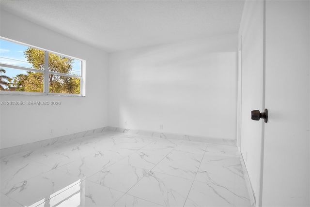 8852 W Mcnab Road 205, Tamarac, FL 33321