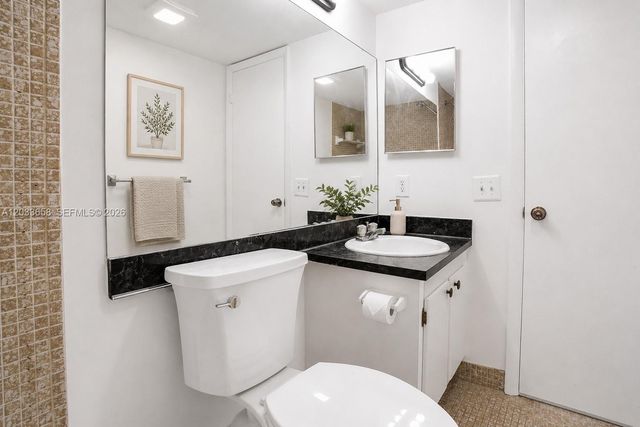8852 W Mcnab Road 205, Tamarac, FL 33321