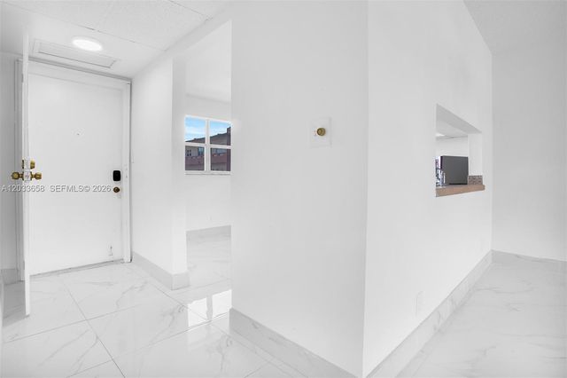 8852 W Mcnab Road 205, Tamarac, FL 33321