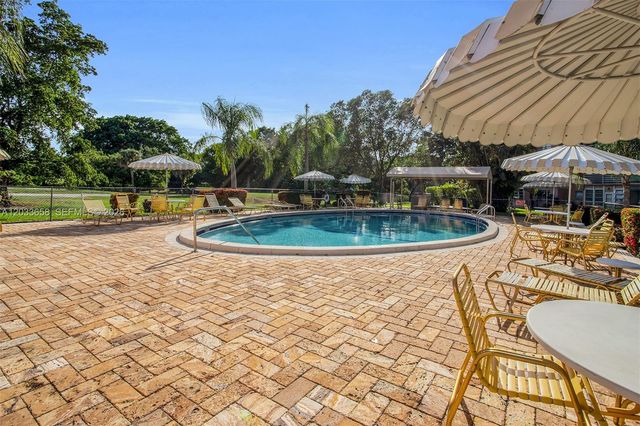 8852 W Mcnab Road 205, Tamarac, FL 33321