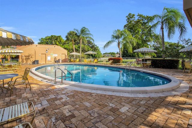 8852 W Mcnab Road 205, Tamarac, FL 33321